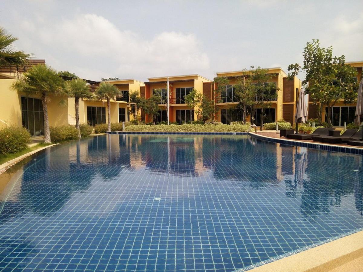 Bangkok.Grand.Resort Bang Bo Exterior foto
